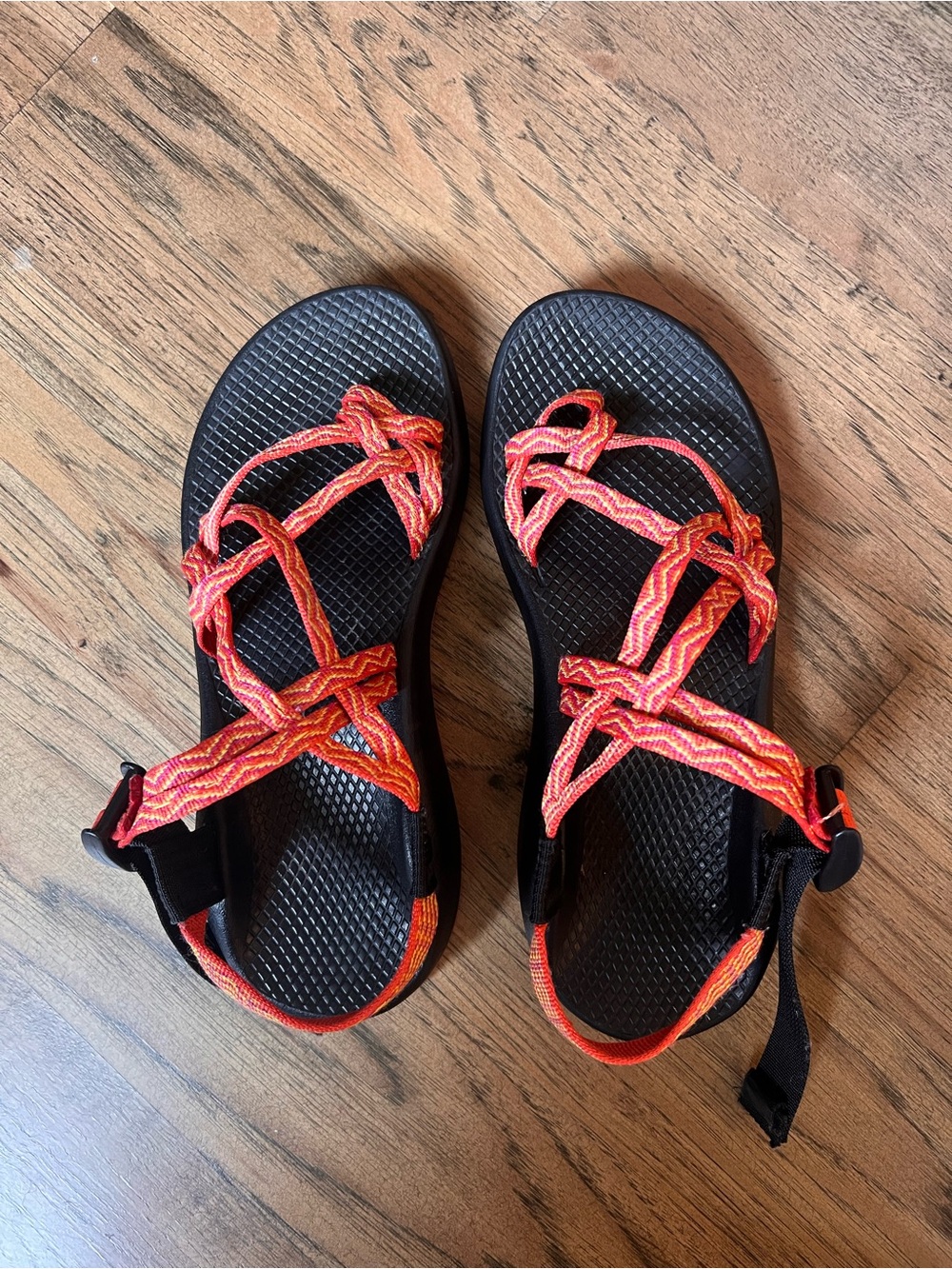 Women’s Chacos size 8